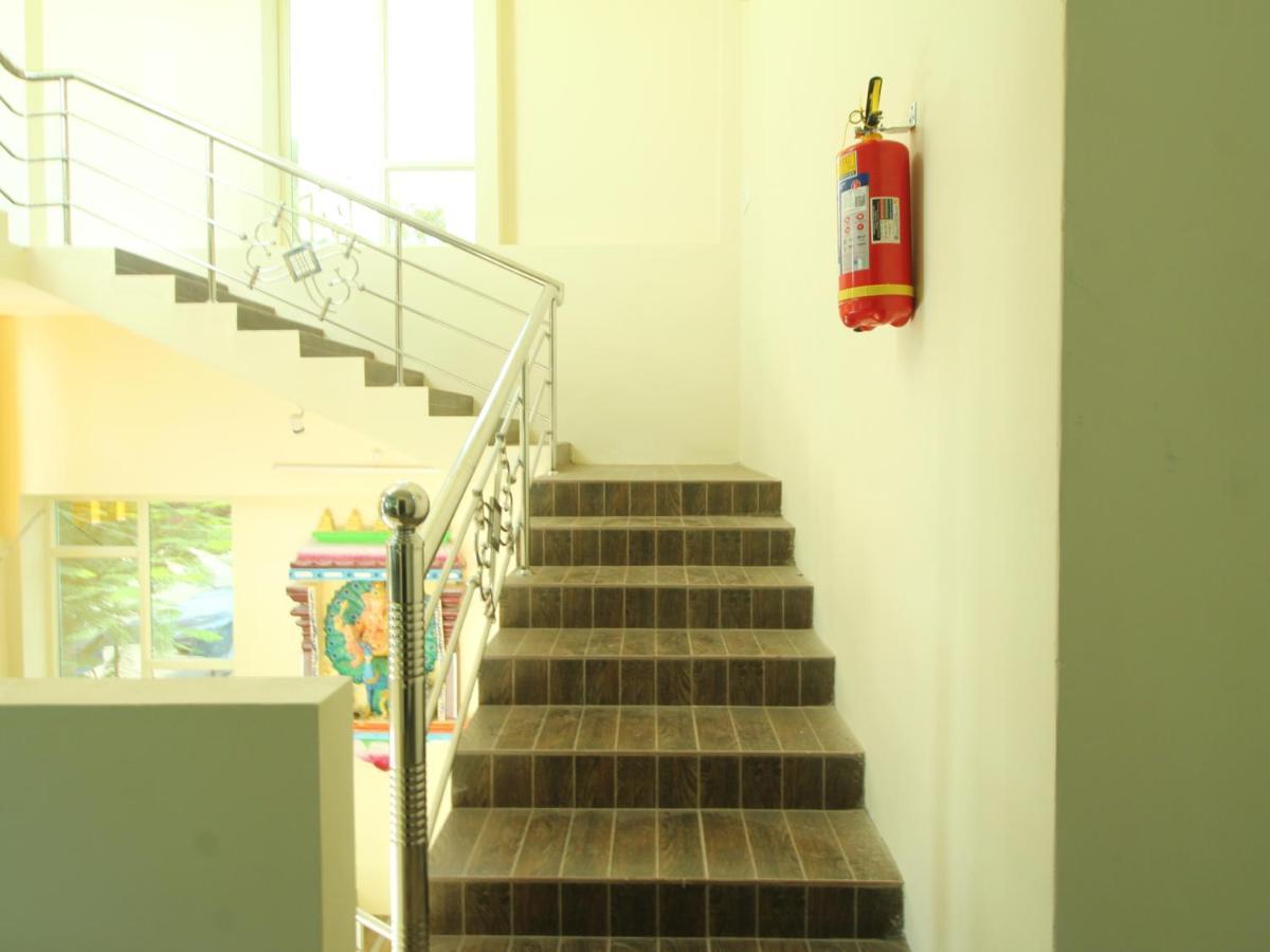 Jms Guest House Tirunallar Εξωτερικό φωτογραφία