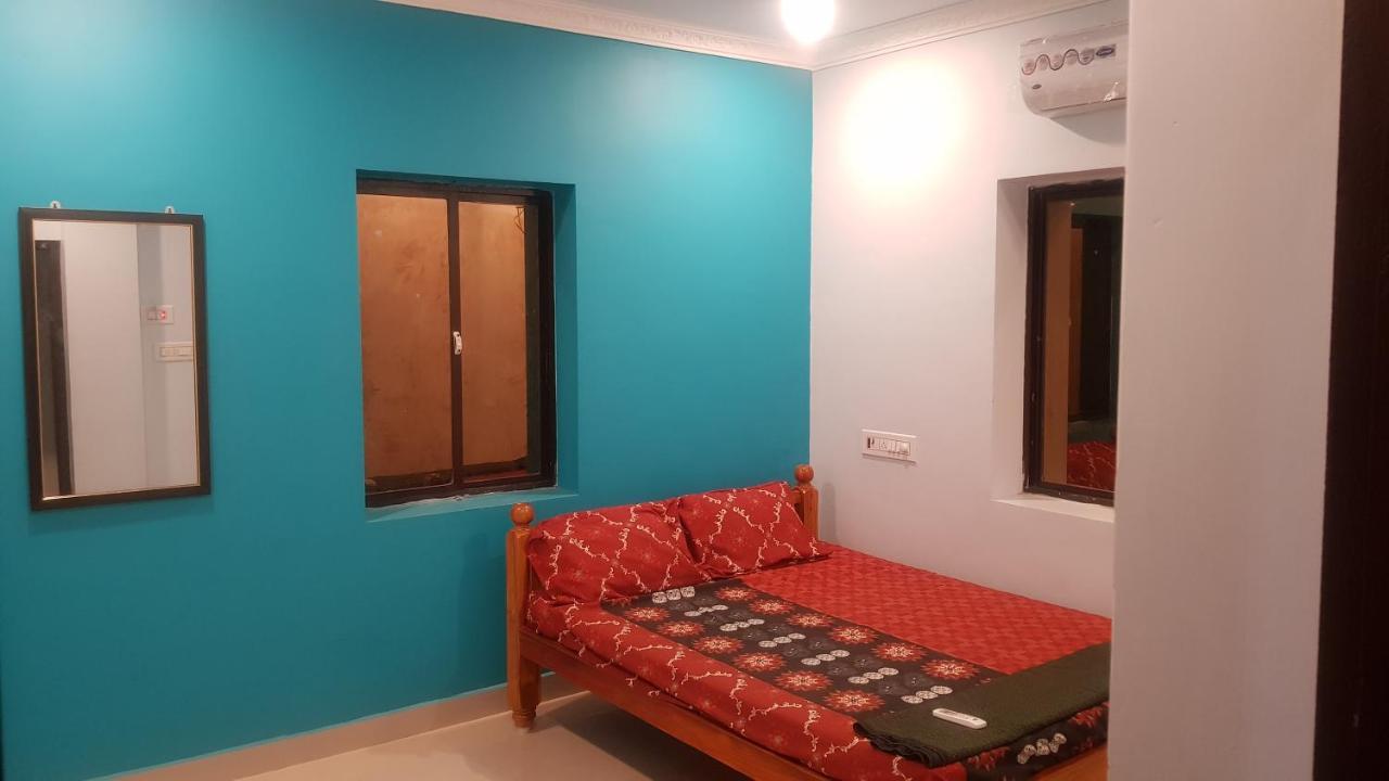 Jms Guest House Tirunallar Εξωτερικό φωτογραφία